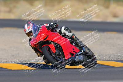 media/Oct-09-2022-SoCal Trackdays (Sun) [[95640aeeb6]]/Turn 3 (930am)/